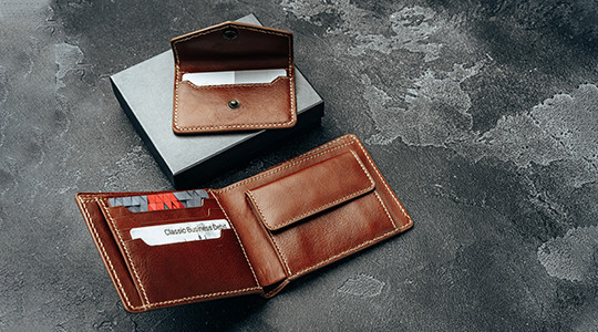 What to Know Before Buying a Leather Wallet