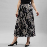 Women Black & Beige Printed Flared Midi Skirt