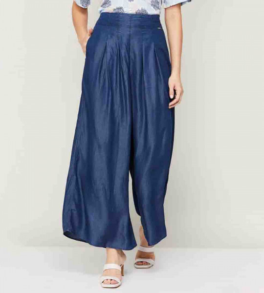 Women Solid Pleated Palazzo Pants